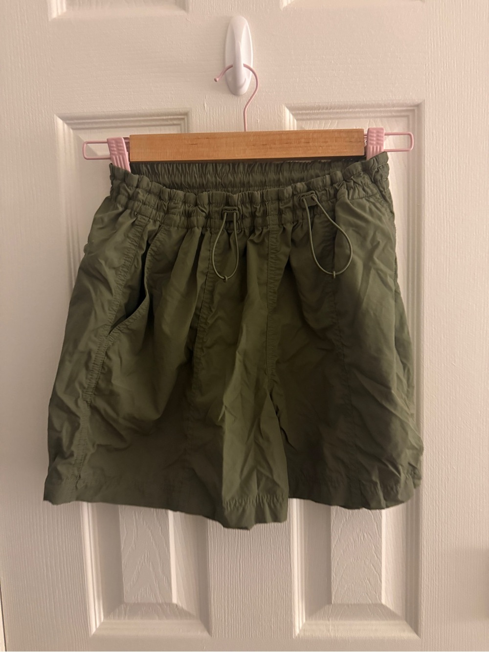 Uniqlo Olive Green Drawstring Athletic Bermuda Shorts